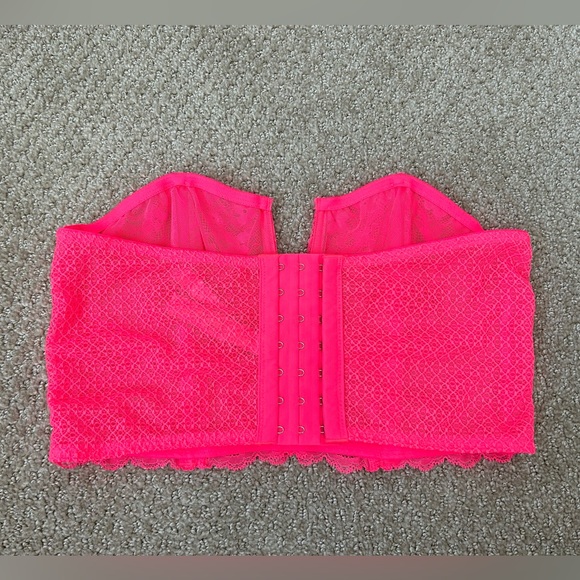 NWT Victorias Secret Dream Angels Strapless Corset in Hot Pink Lace and Mesh, M - Picture 2 of 3